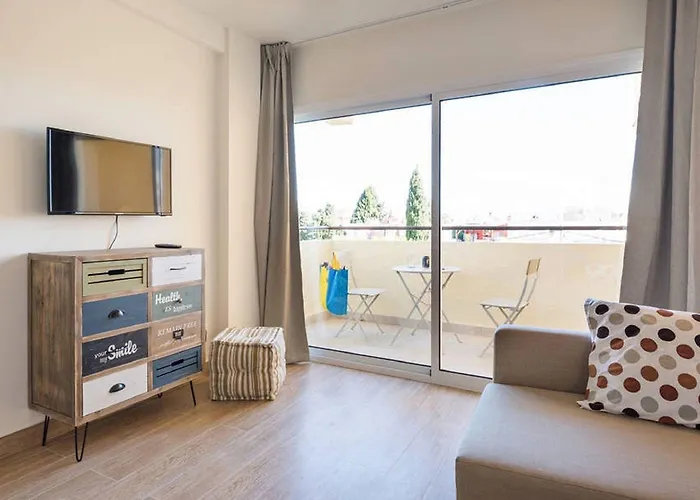 Club Playa Flores Aparthotel 3*