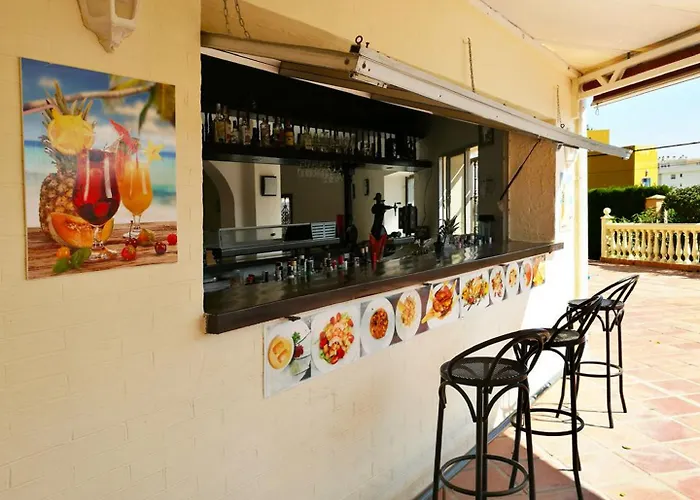 Aparthotel Club Playa Flores