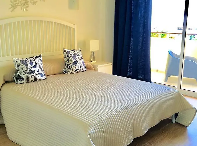 Club Playa Flores Aparthotel