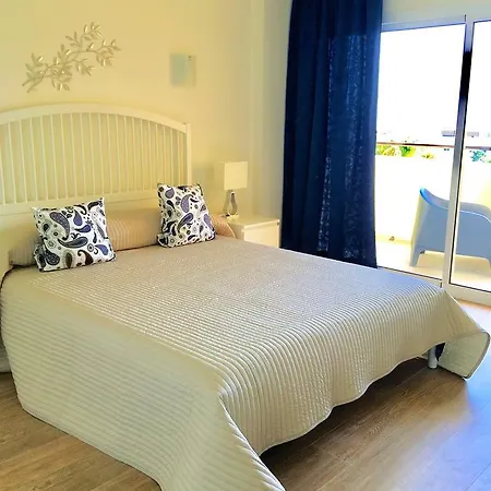 Club Playa Flores Aparthotel