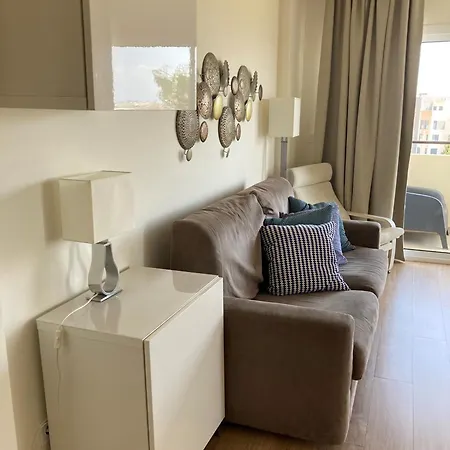 מלון דירות Club Playa Flores